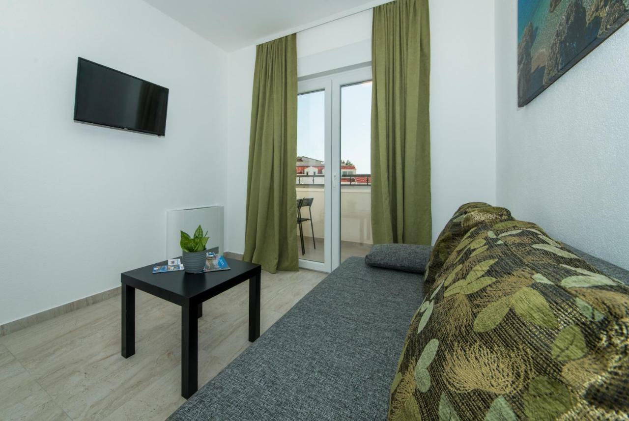 Apartmani Spiline - Mia 바스카보다 외부 사진